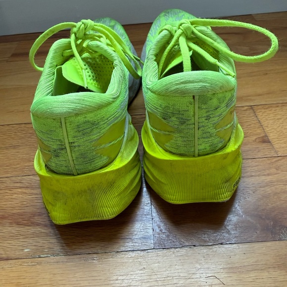 ASICS Novablast 3 - Picture 5 of 7